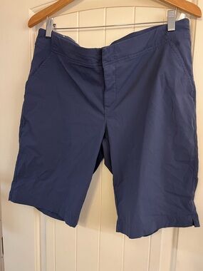 Women’s Navy Columbia Shorts